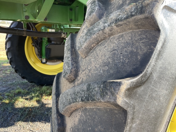 John Deere R4060 image 19