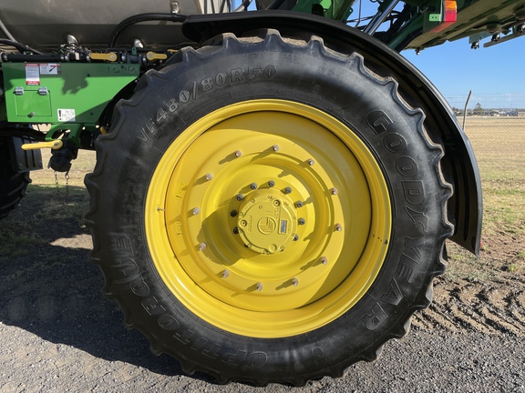 John Deere R4060 image 20