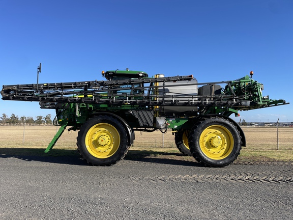 John Deere R4060 image 3