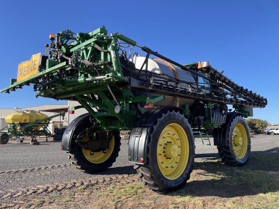 John Deere R4060 image 7