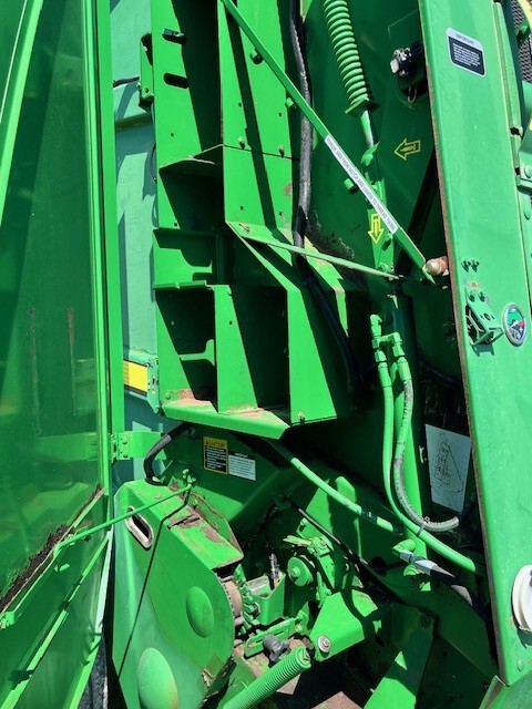 2009 John Deere 568 Image 6