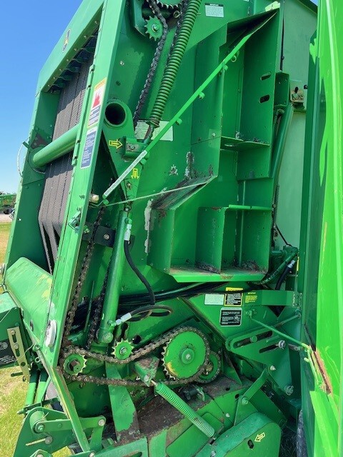 2009 John Deere 568 Image 5