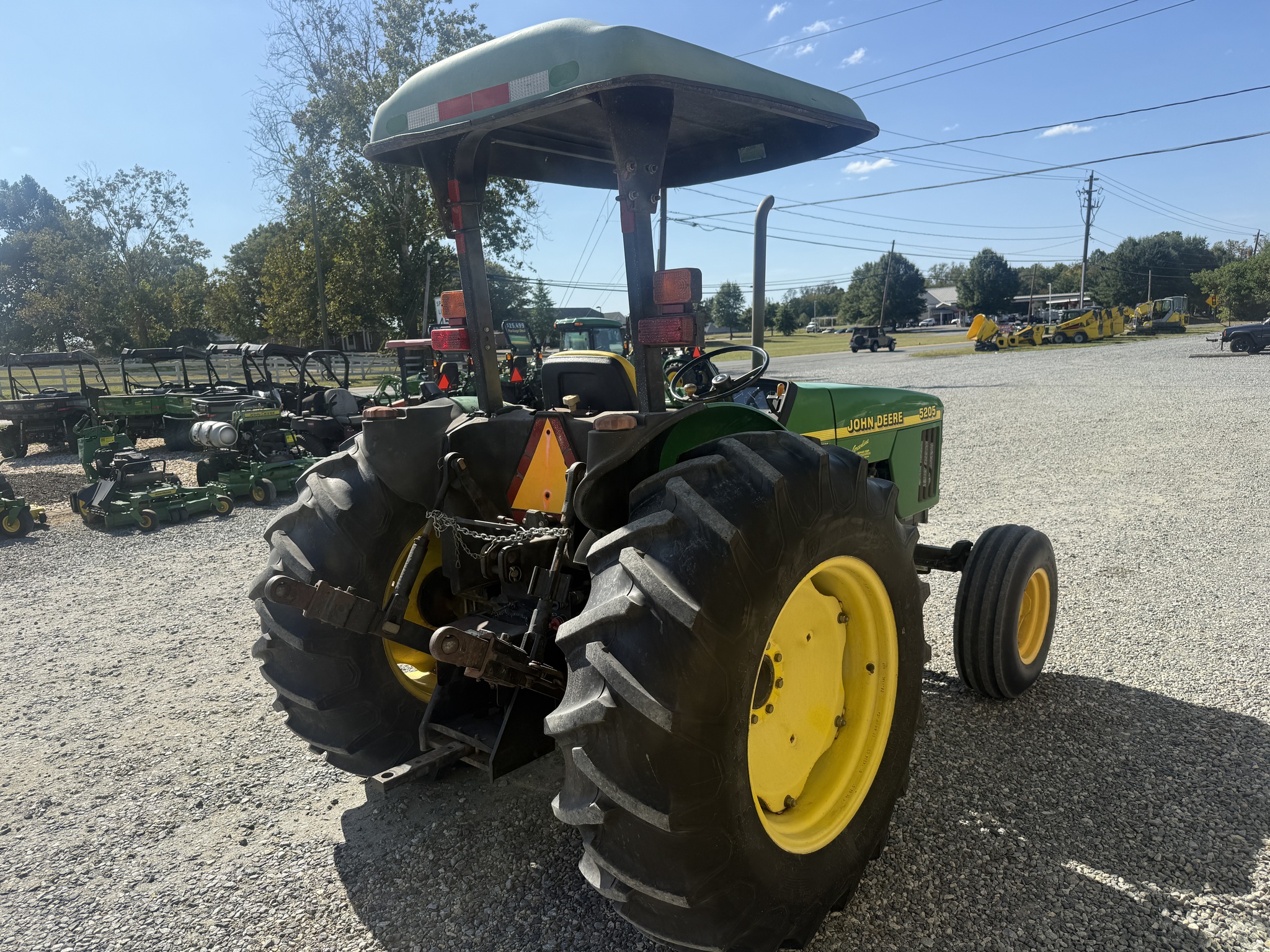 2002 John Deere 5205 Image 6