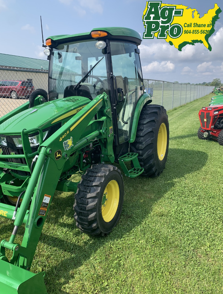 2025 John Deere 4044R Image 3