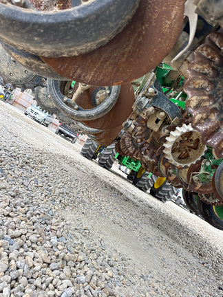 2023 John-Deere 1775NT