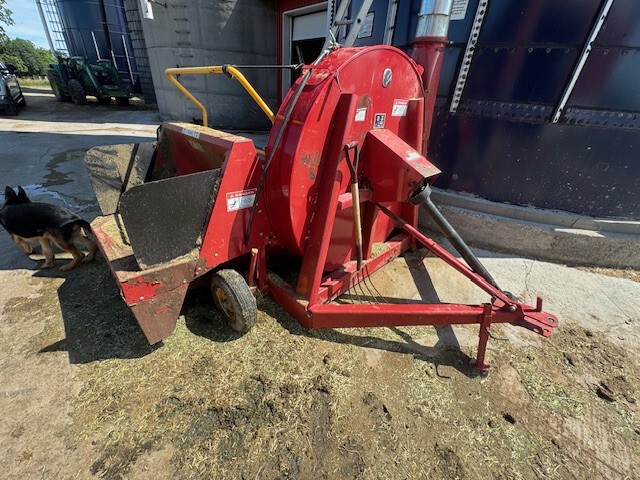 New Holland f62b Image 1