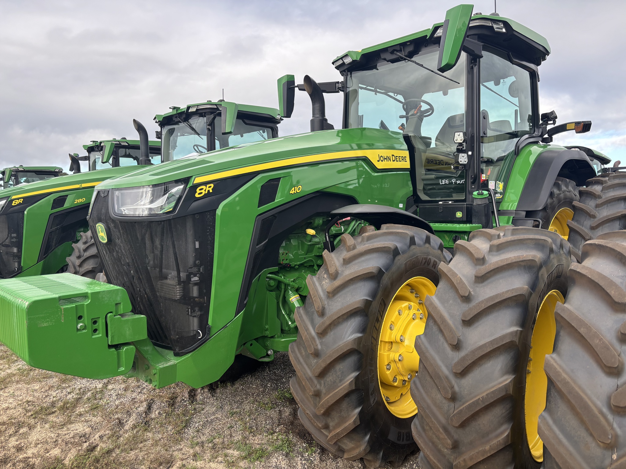 2024 John Deere 8R 410 Image 2
