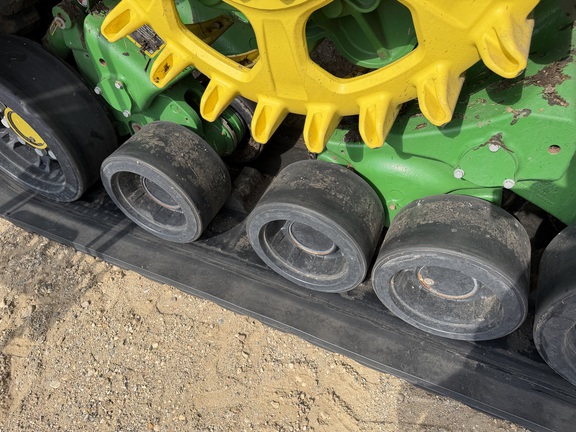 2024 John Deere X9 1100 - Photo13