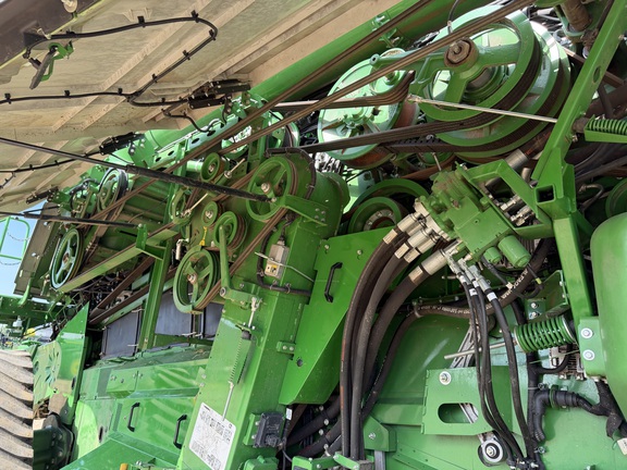 2024 John Deere X9 1100 - Photo23