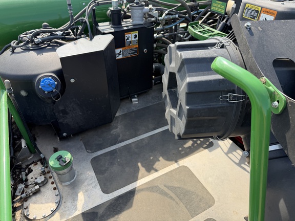 2024 John Deere X9 1100 - Photo39