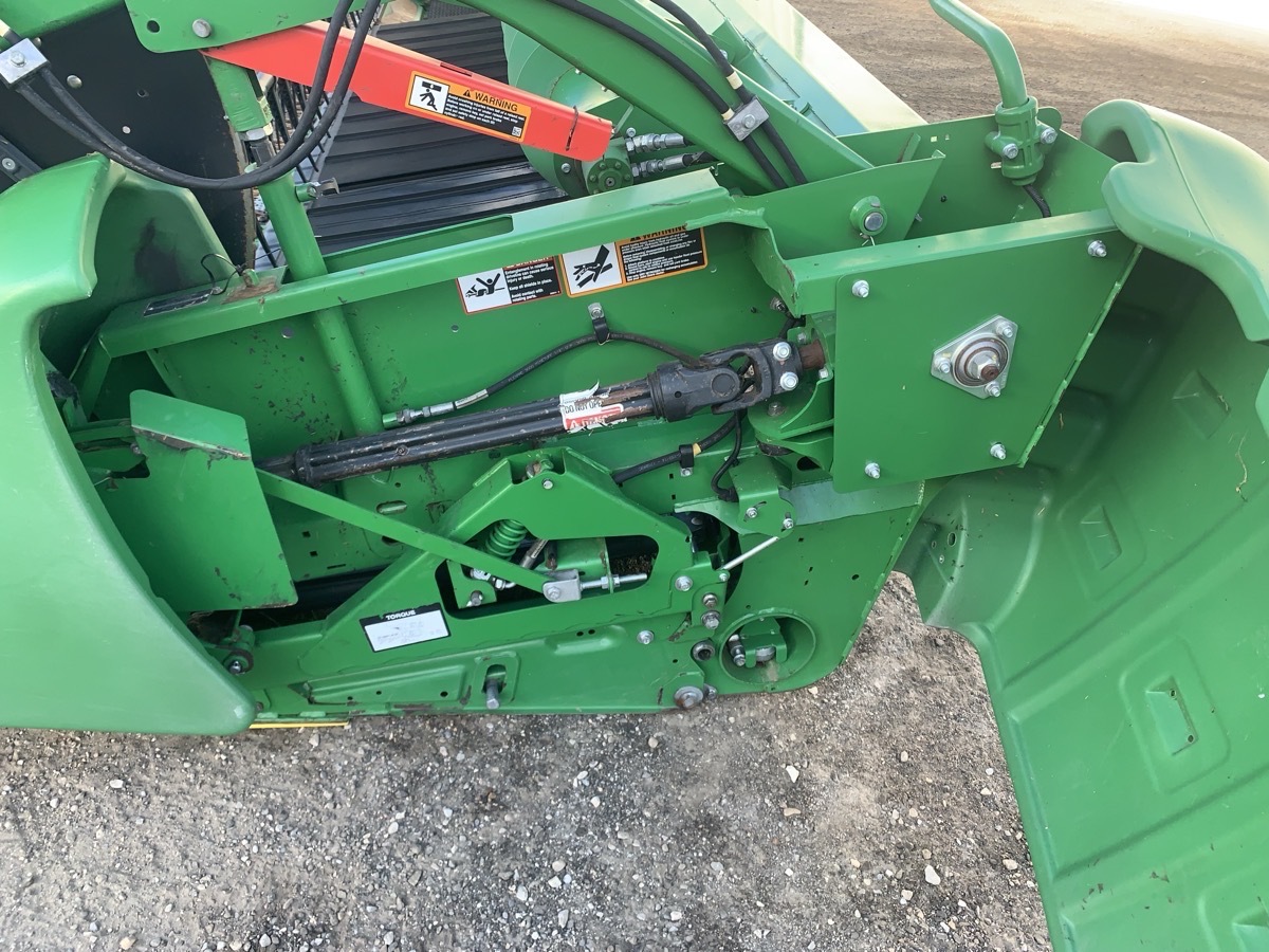 2018 John Deere 640FD Image 8
