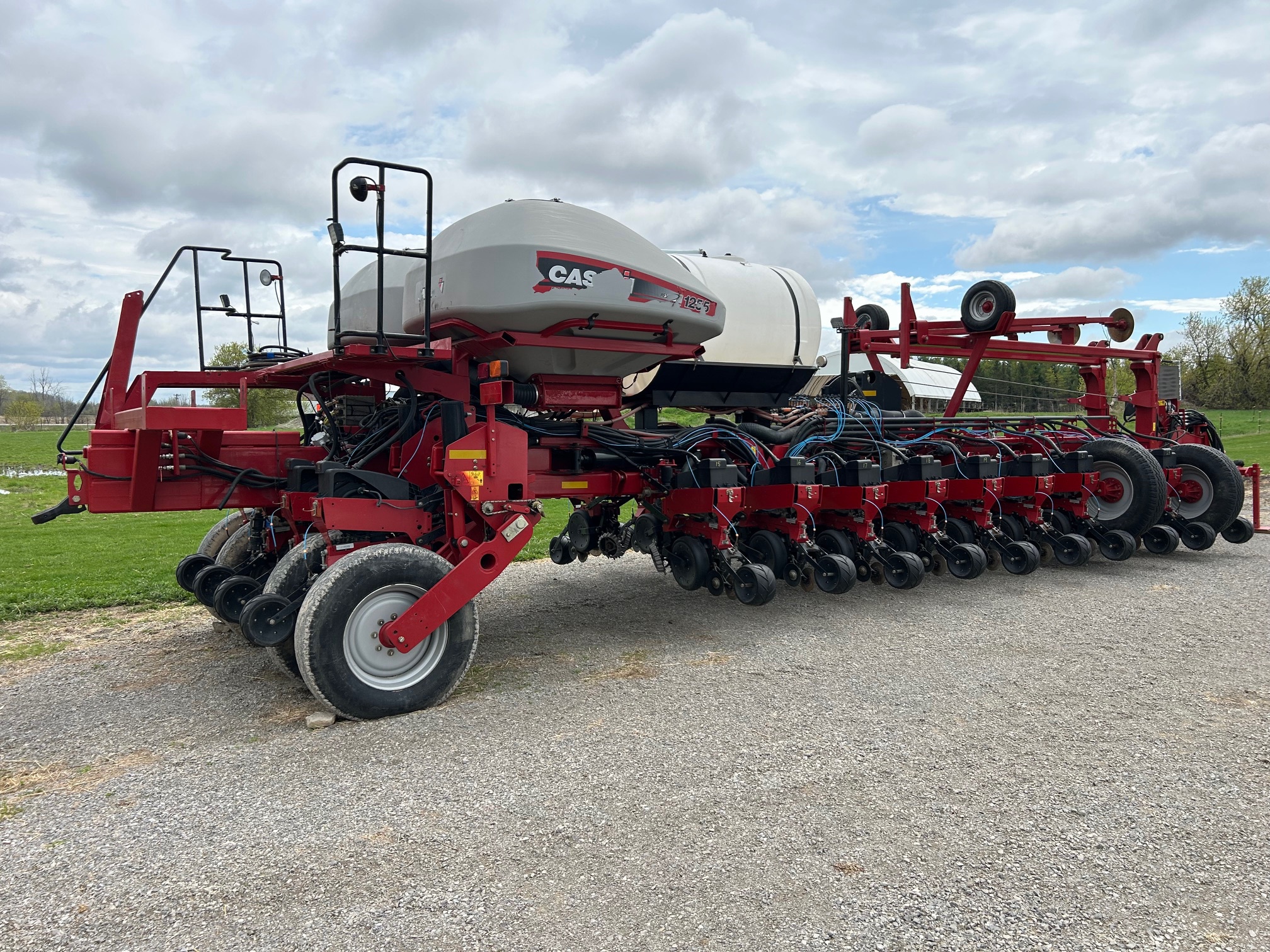 2015 Case IH 1255 EARLY RISER 24 ROW PLANTER Image 6