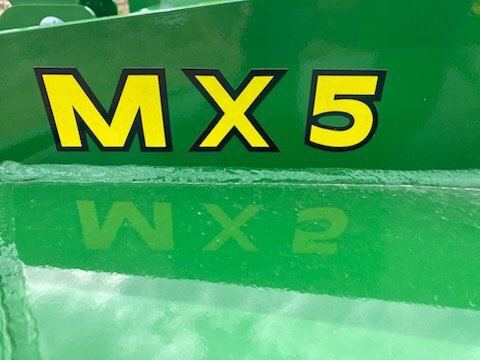 2022 John Deere MX5 Image 5