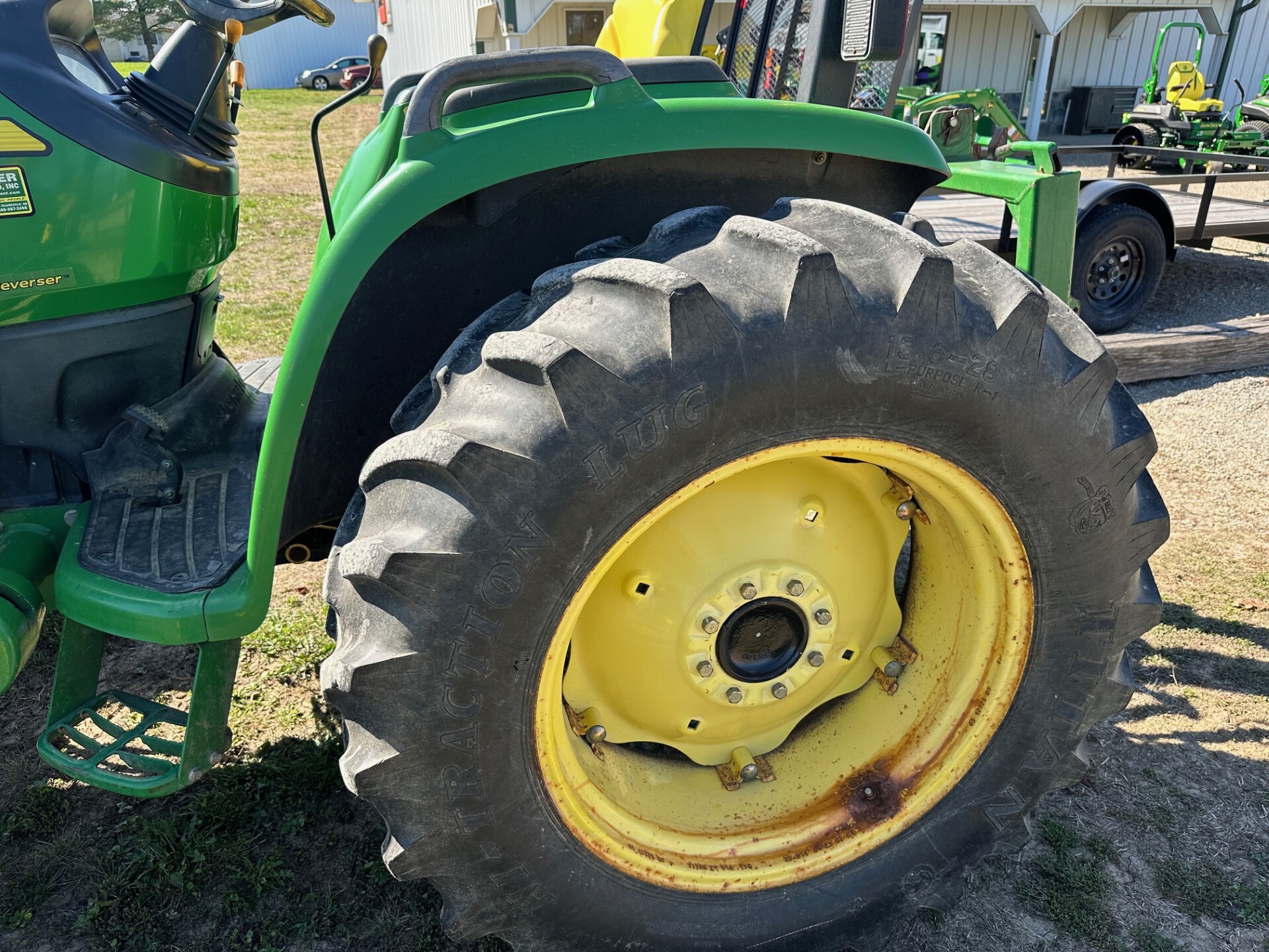 2007 John Deere 4520 Image 5