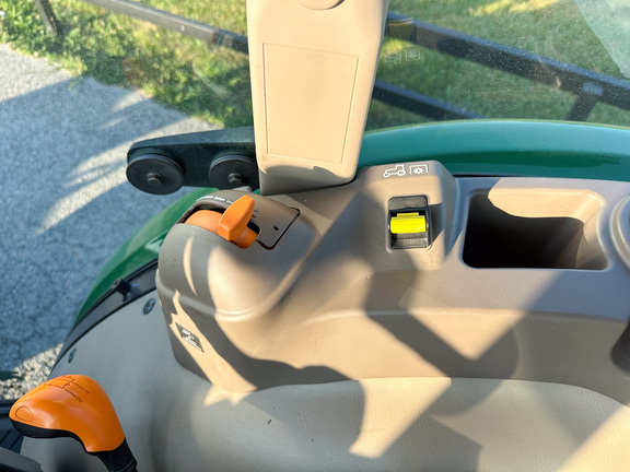 2024 John-Deere 5075E