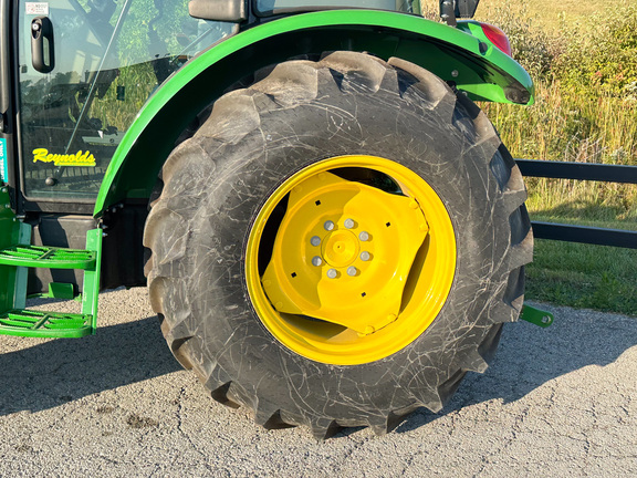 2024 John-Deere 5075E