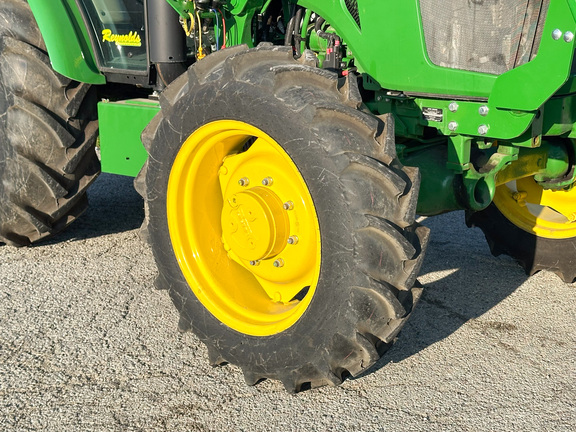 2024 John-Deere 5075E