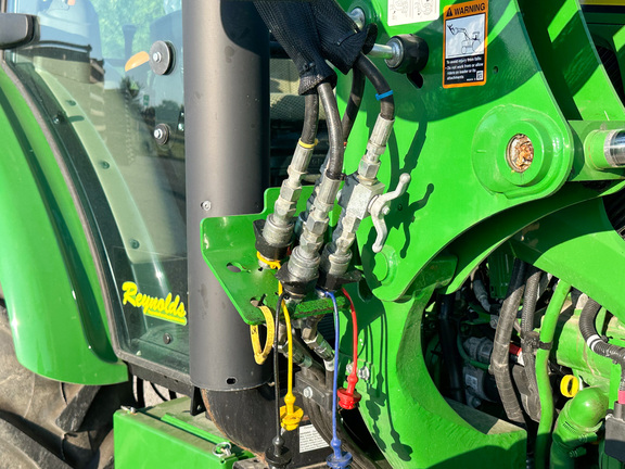 2024 John-Deere 5075E