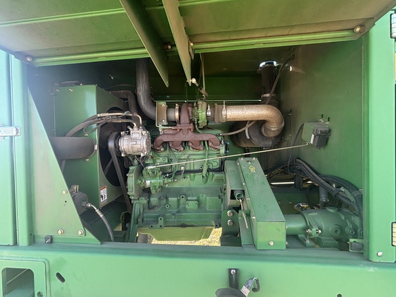 Used 2008 John Deere 4895 Windrowers at Horizon Ag & Turf in Vermilion, AB - Photo8