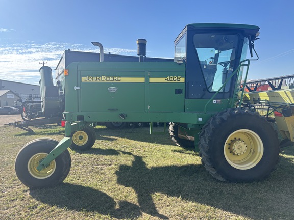 Used 2008 John Deere 4895 Windrowers at Horizon Ag & Turf in Vermilion, AB - Photo2