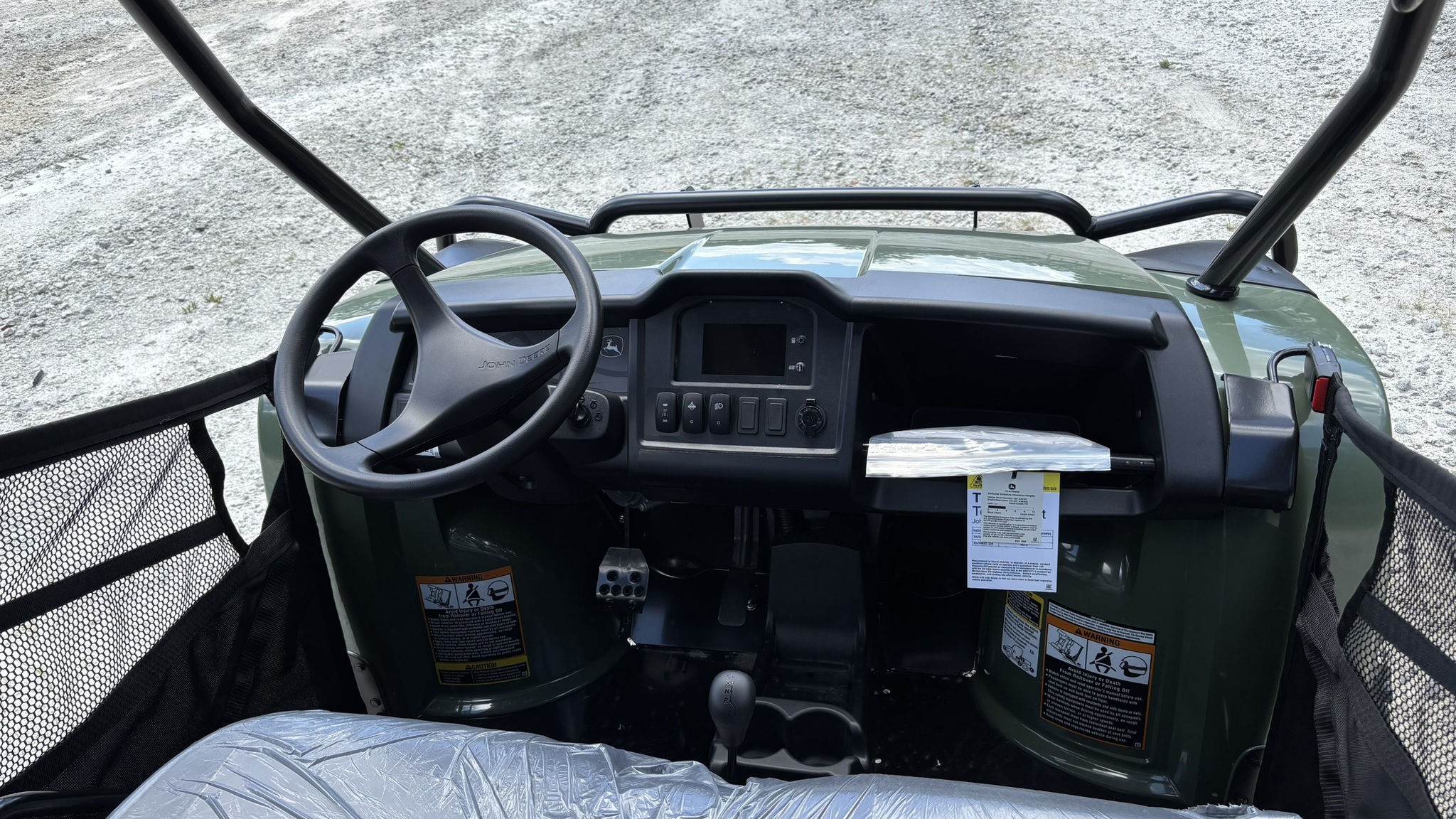 2025 John Deere 845ma Image 5