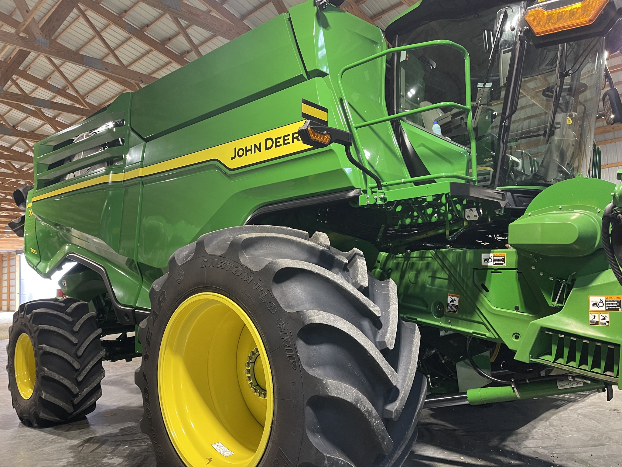 2024 John Deere X9 1100 Image 4
