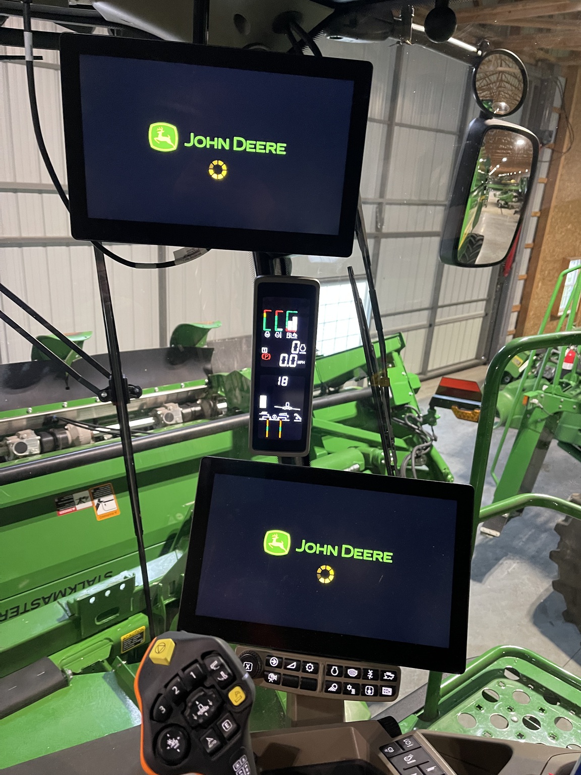 2024 John Deere X9 1100 Image 10