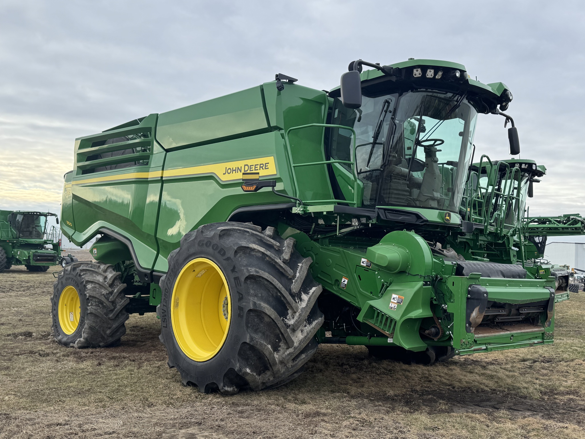 2024 John Deere X9 1100 Image 2