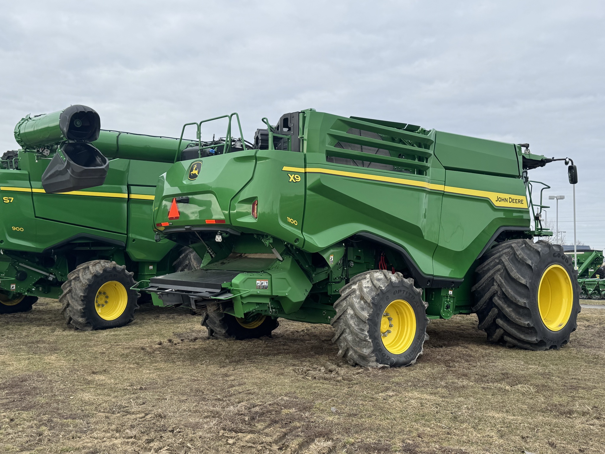 2024 John Deere X9 1100 Image 5