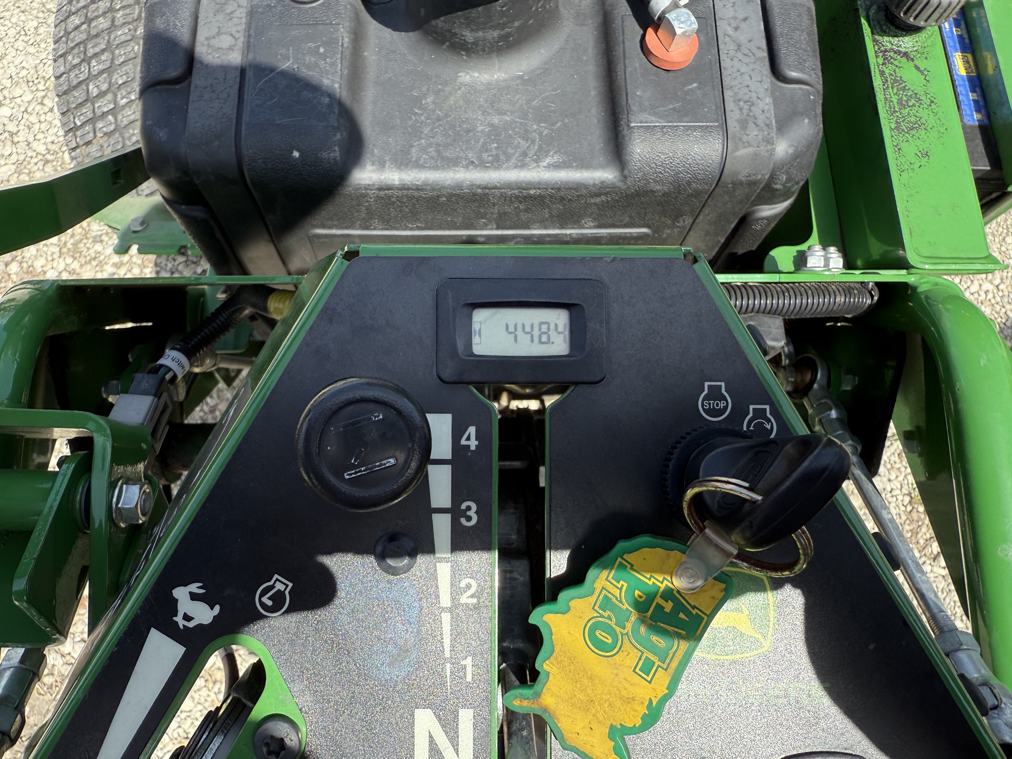 2023 John Deere W61R Image 5