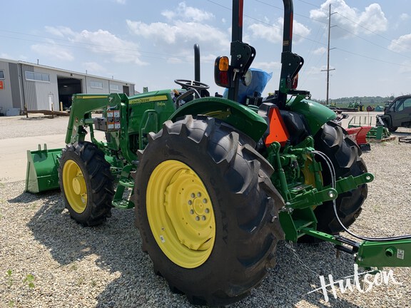 Photo of 2024 John Deere 5067E