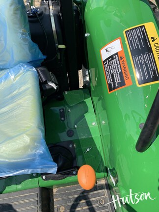 Photo of 2024 John Deere 5067E