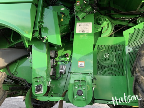 Photo of 2024 John Deere S780