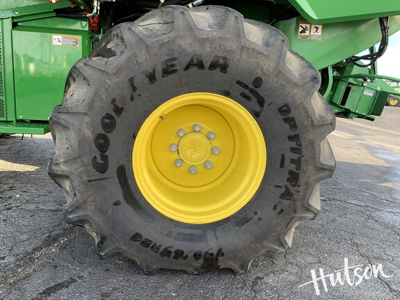 Photo of 2024 John Deere S780