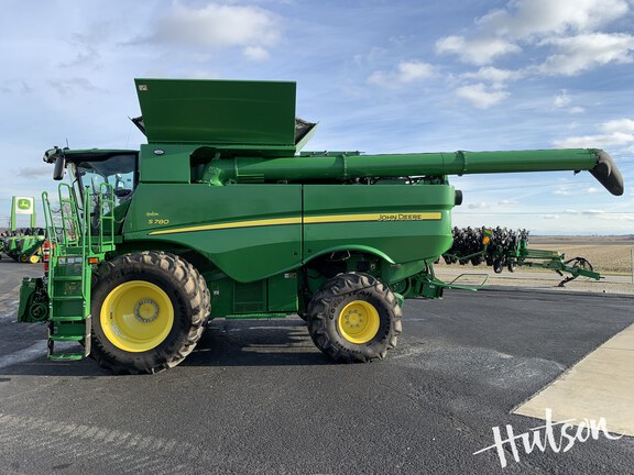 Photo of 2024 John Deere S780