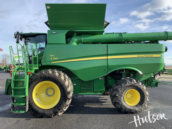 Photo of 2024 John Deere S780