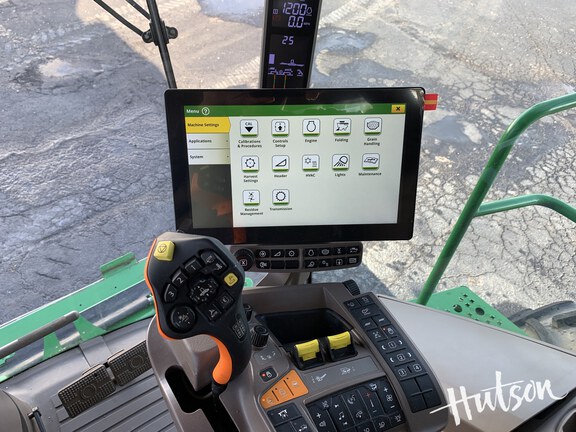 Photo of 2024 John Deere S780