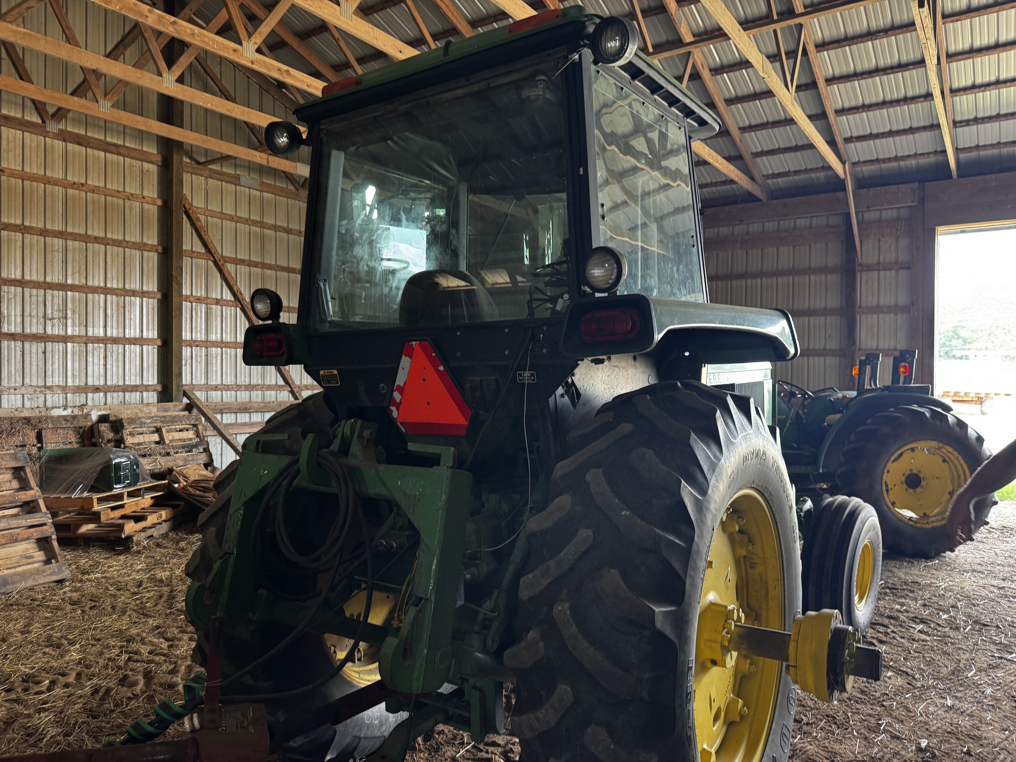 1981 John Deere 4440 Image 4