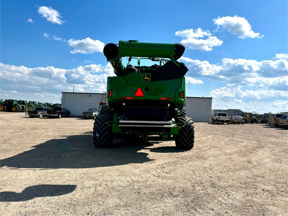 2025 John Deere X9 1100