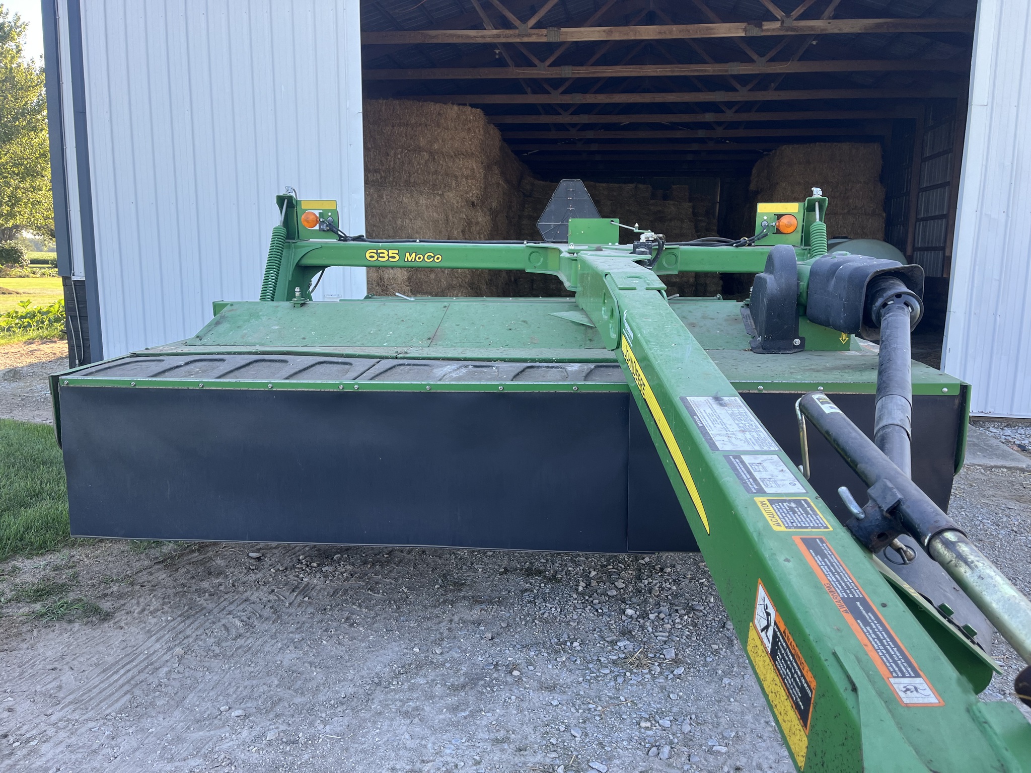 2015 John Deere 635 Image 2