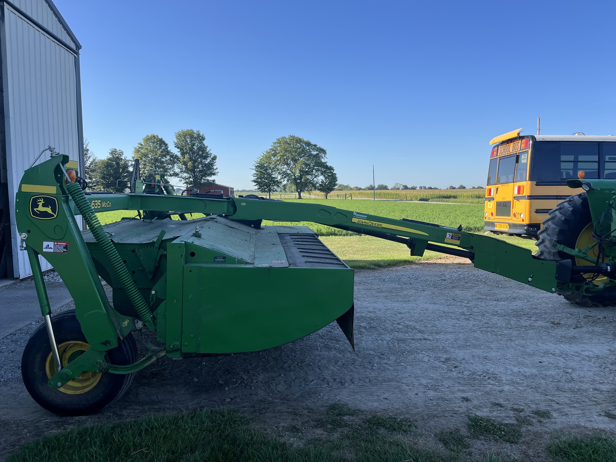 2015 John Deere 635 Image 5