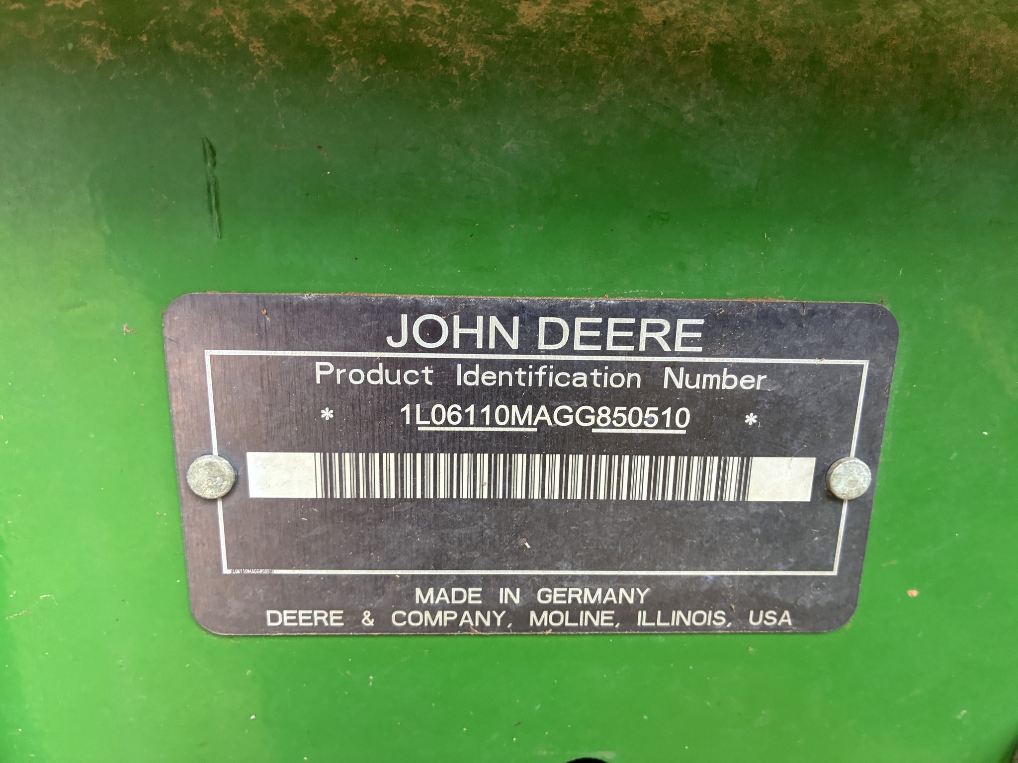 2016 John Deere 6110M Image 34