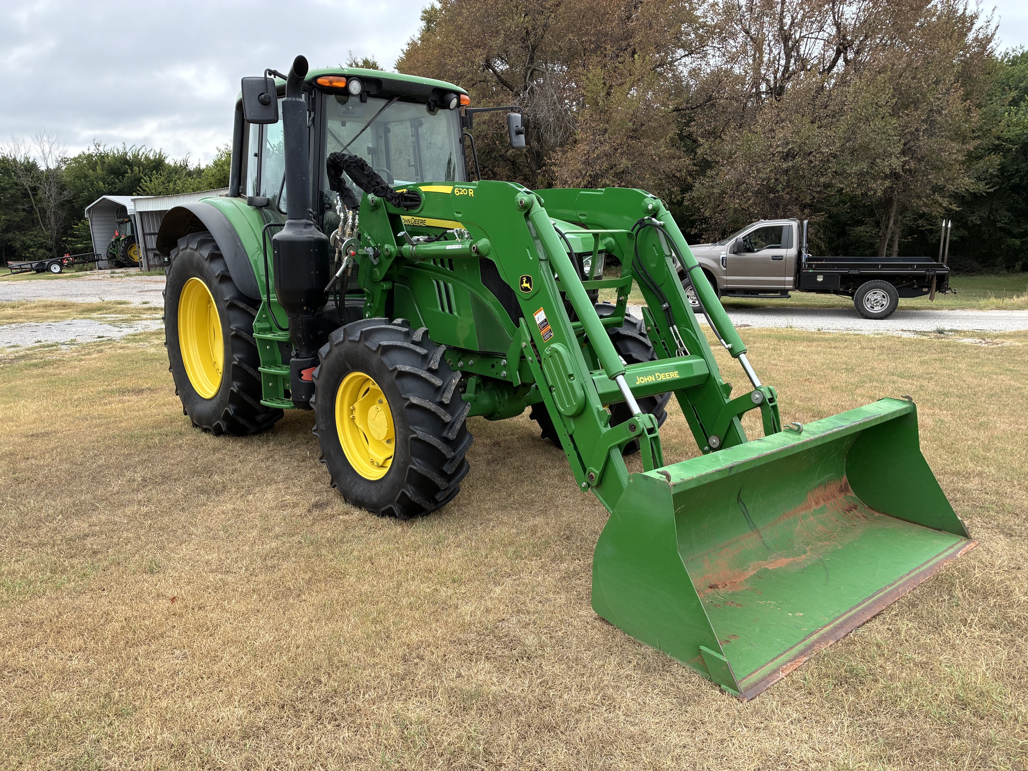 2016 John Deere 6110M Image 3