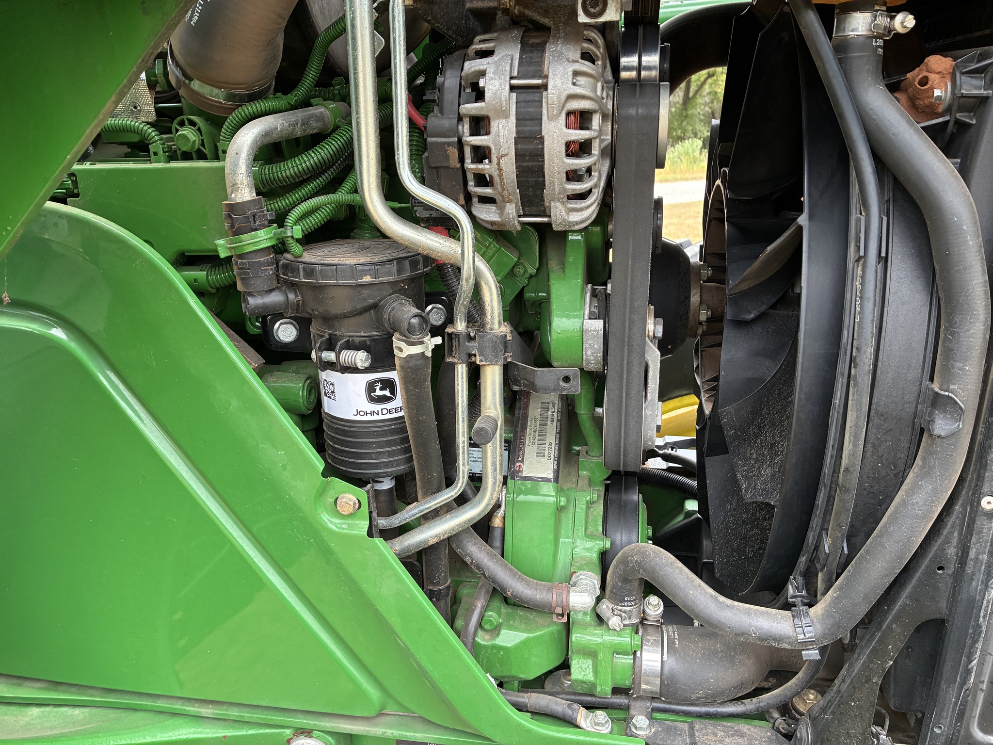 2016 John Deere 6110M Image 33
