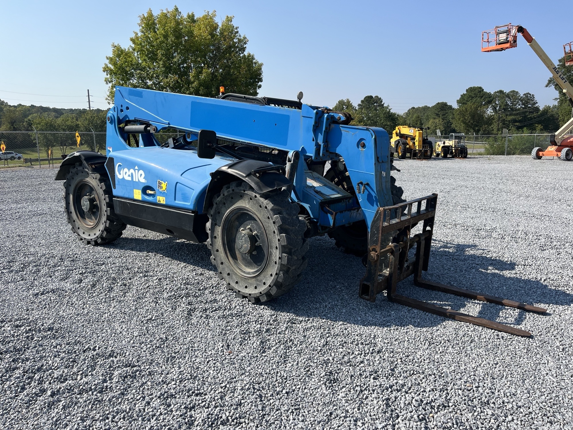 2018 Genie GTH636 Image 5