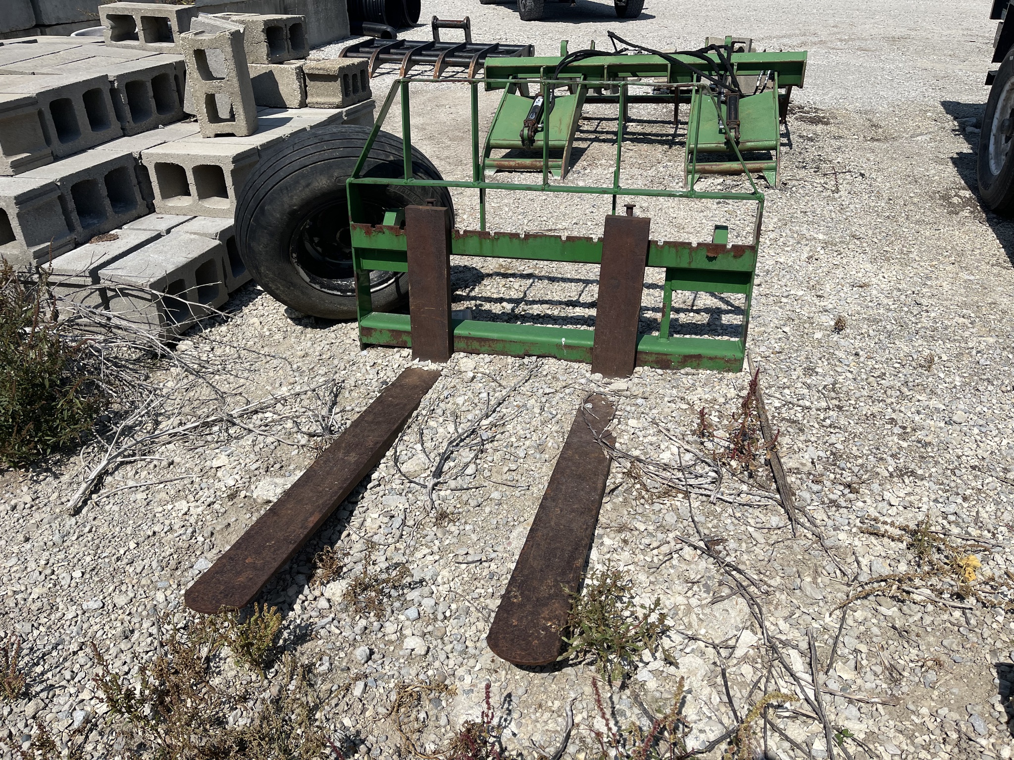Frontier AP12G Image 1