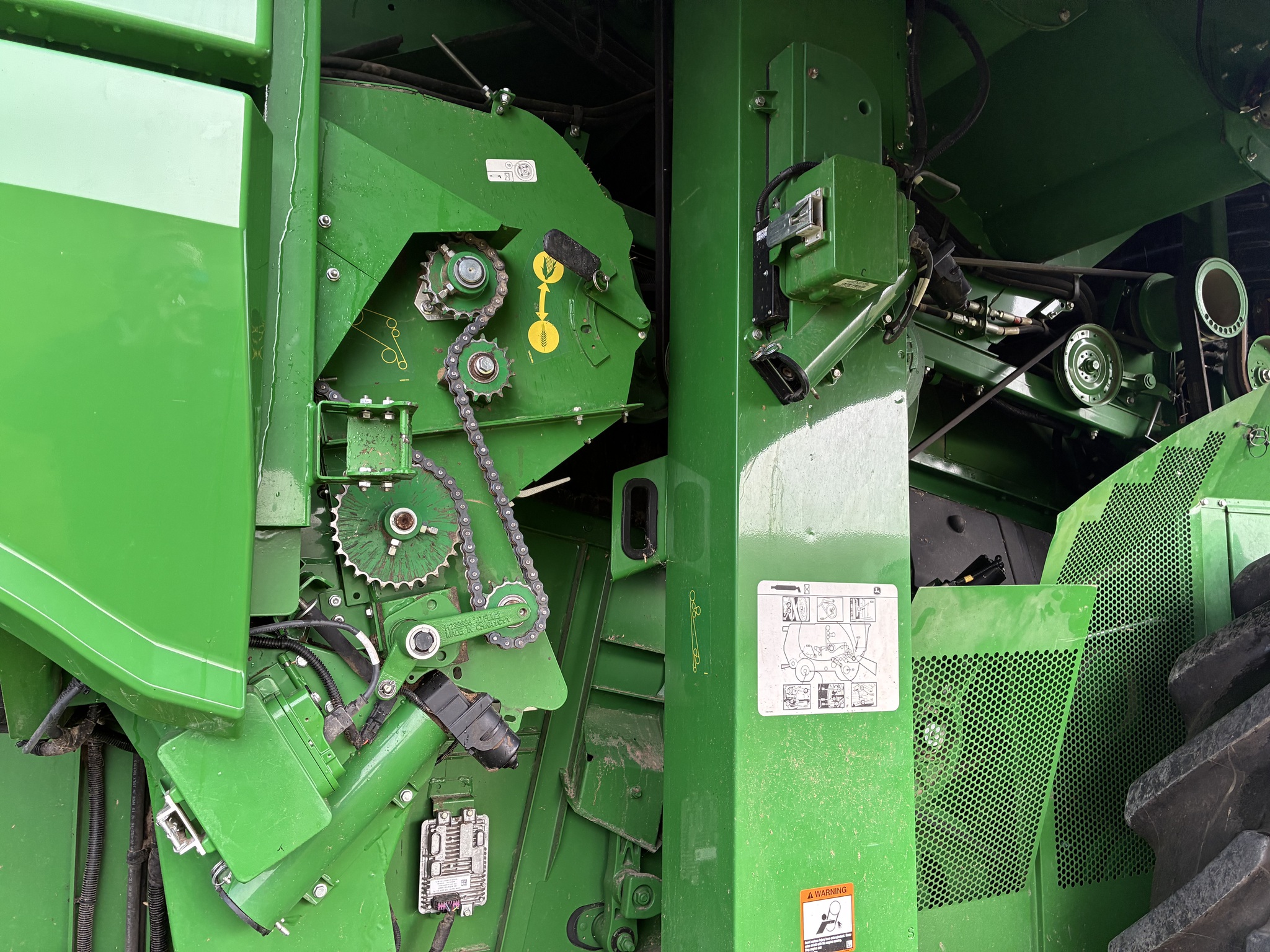 2019 John Deere S780 Image 33