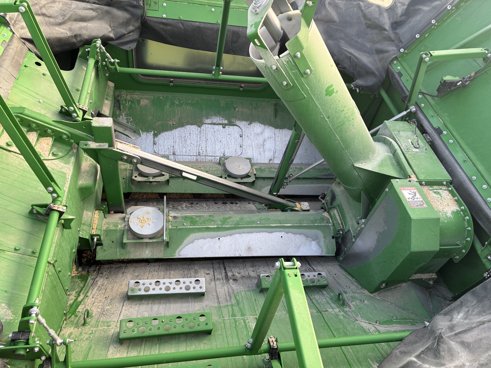 2019 John Deere S780 Image 10