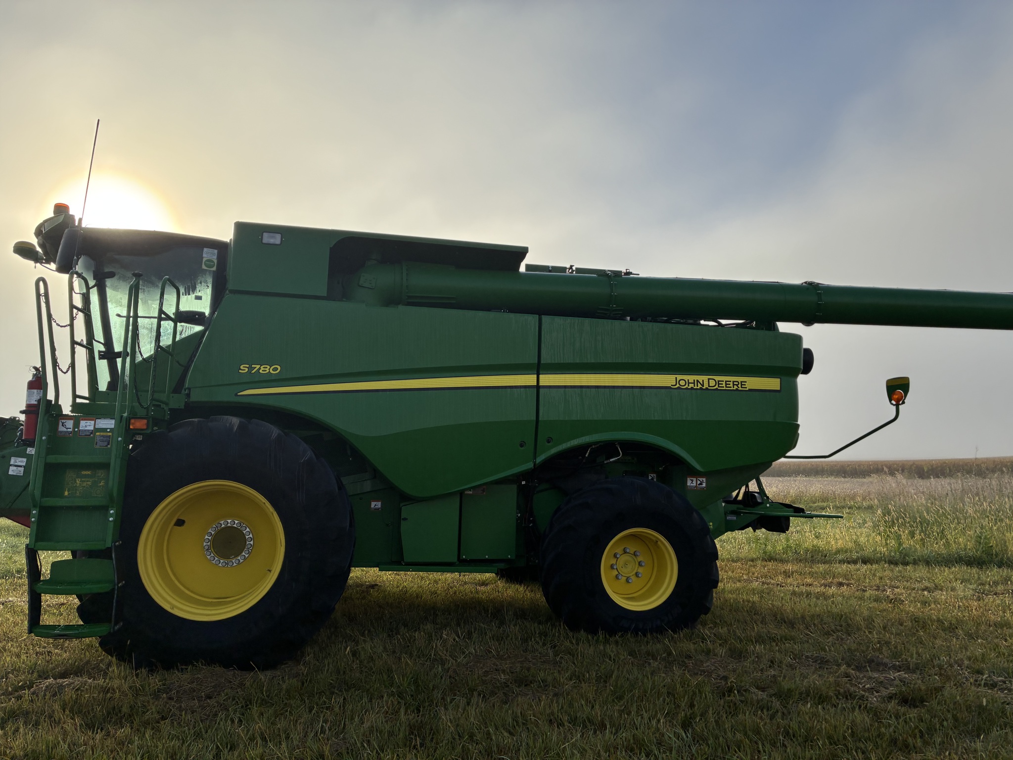 2019 John Deere S780 Image 2