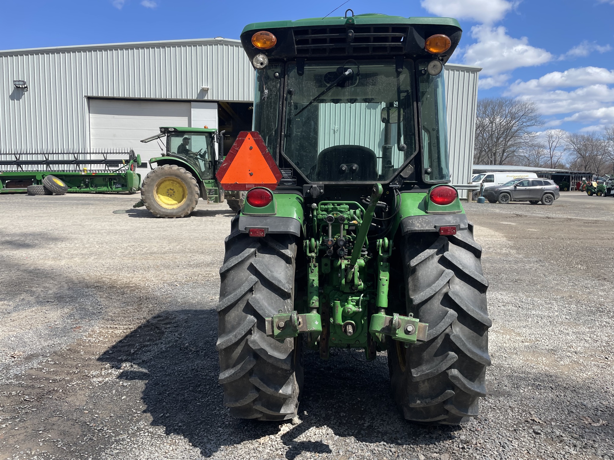 2017 John Deere 5100GN Image 8